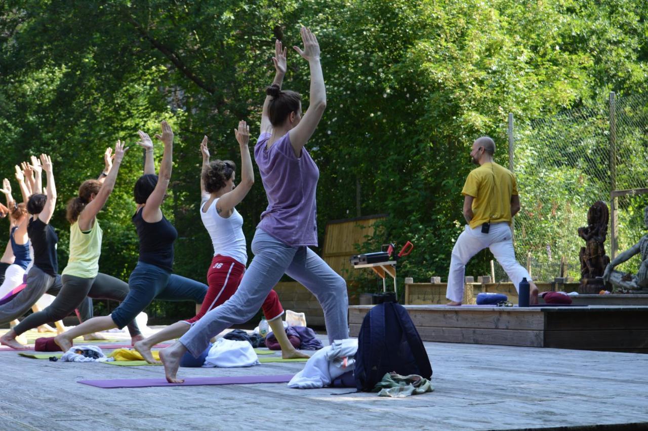 فندق هورن باد مينبرغفي  Yoga Vidya Ashram المظهر الخارجي الصورة